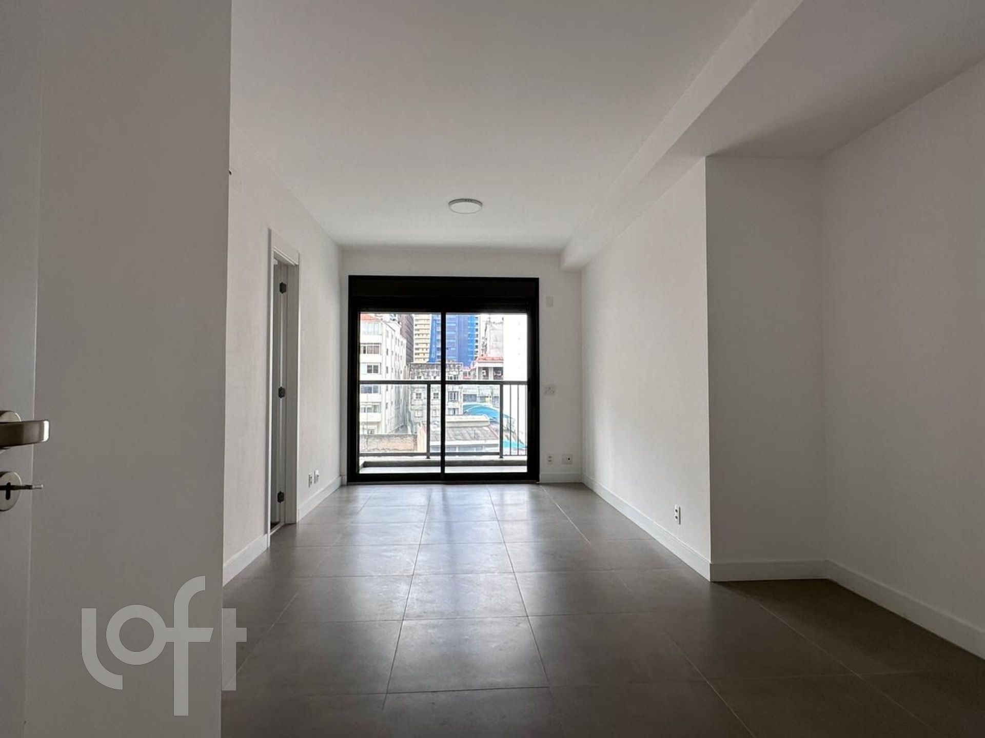 Apartamento à venda com 3 quartos, 162m² - Foto 11