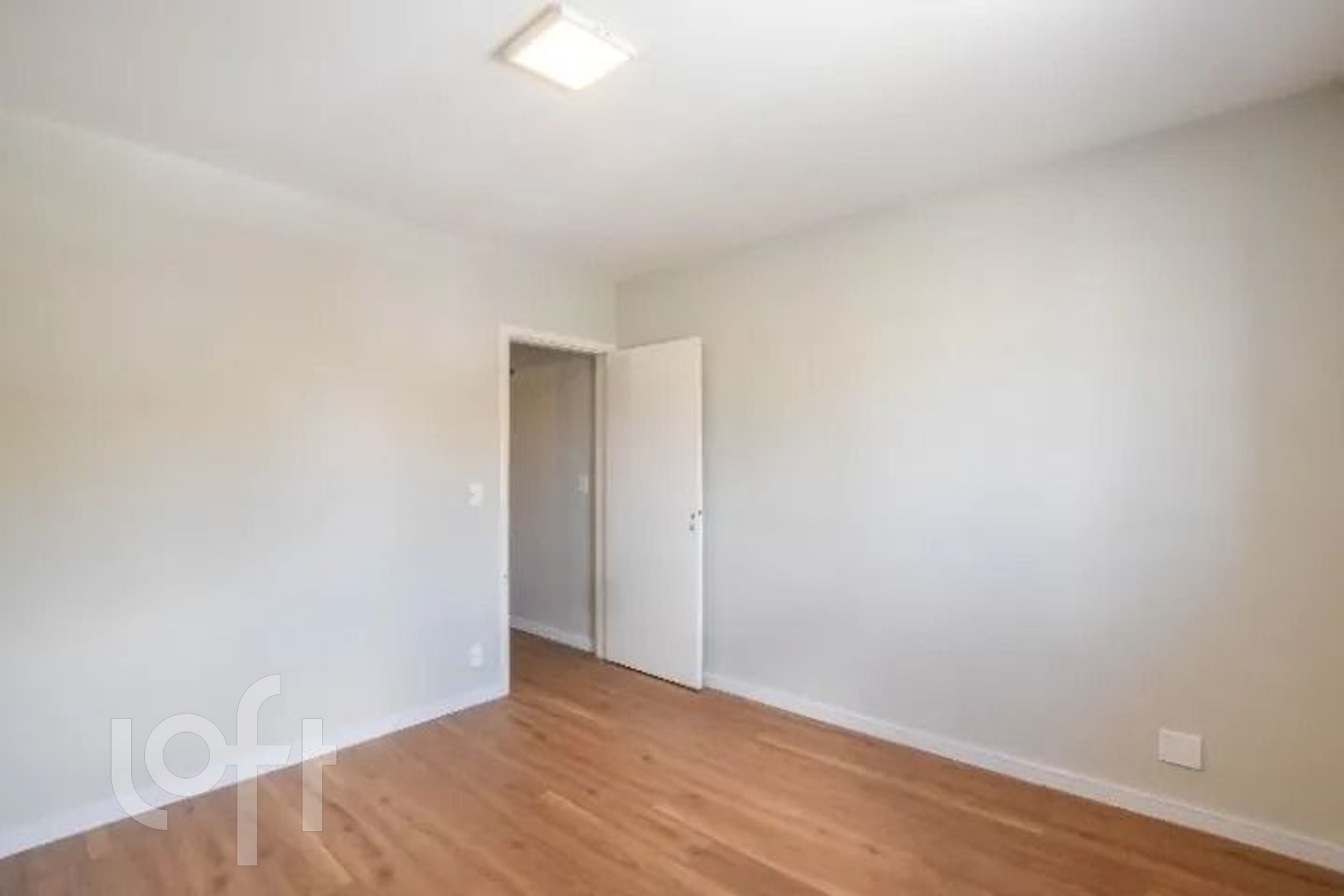 Casa à venda com 2 quartos, 100m² - Foto 10