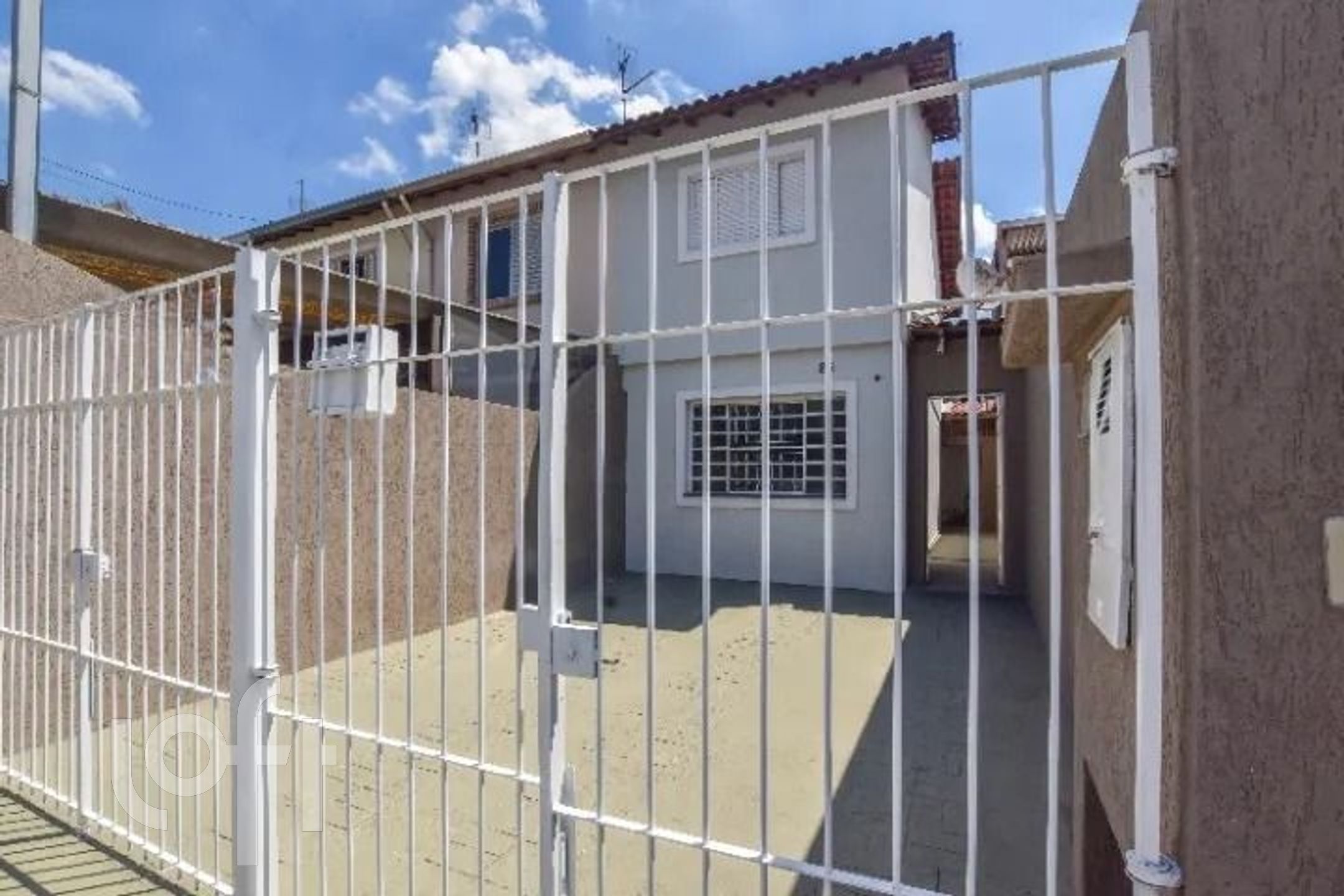 Casa à venda com 2 quartos, 100m² - Foto 19