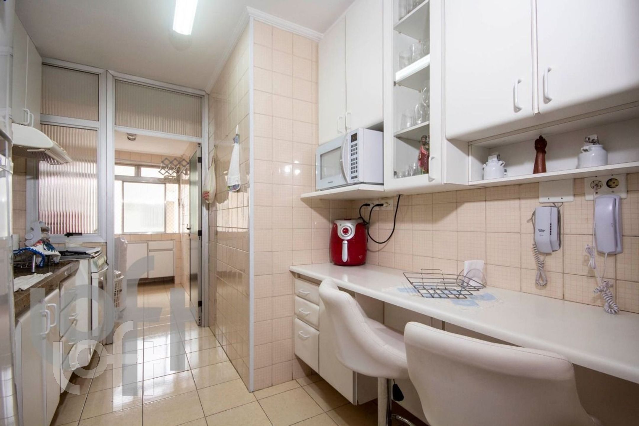 Apartamento à venda com 3 quartos, 80m² - Foto 15