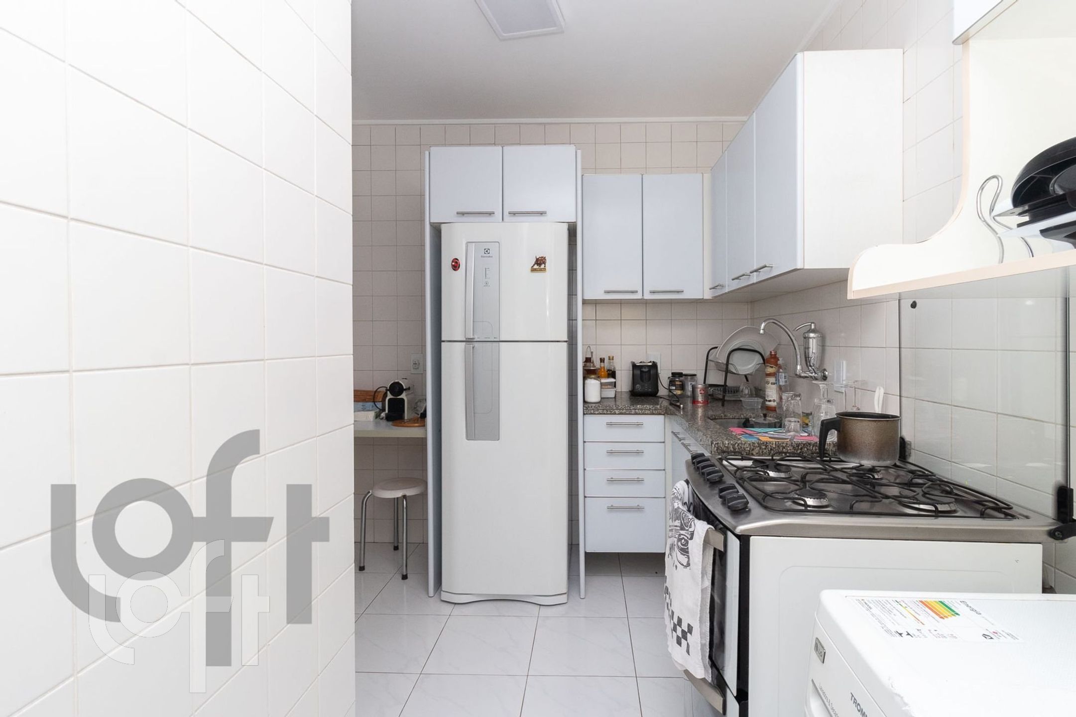 Apartamento à venda com 2 quartos, 57m² - Foto 17