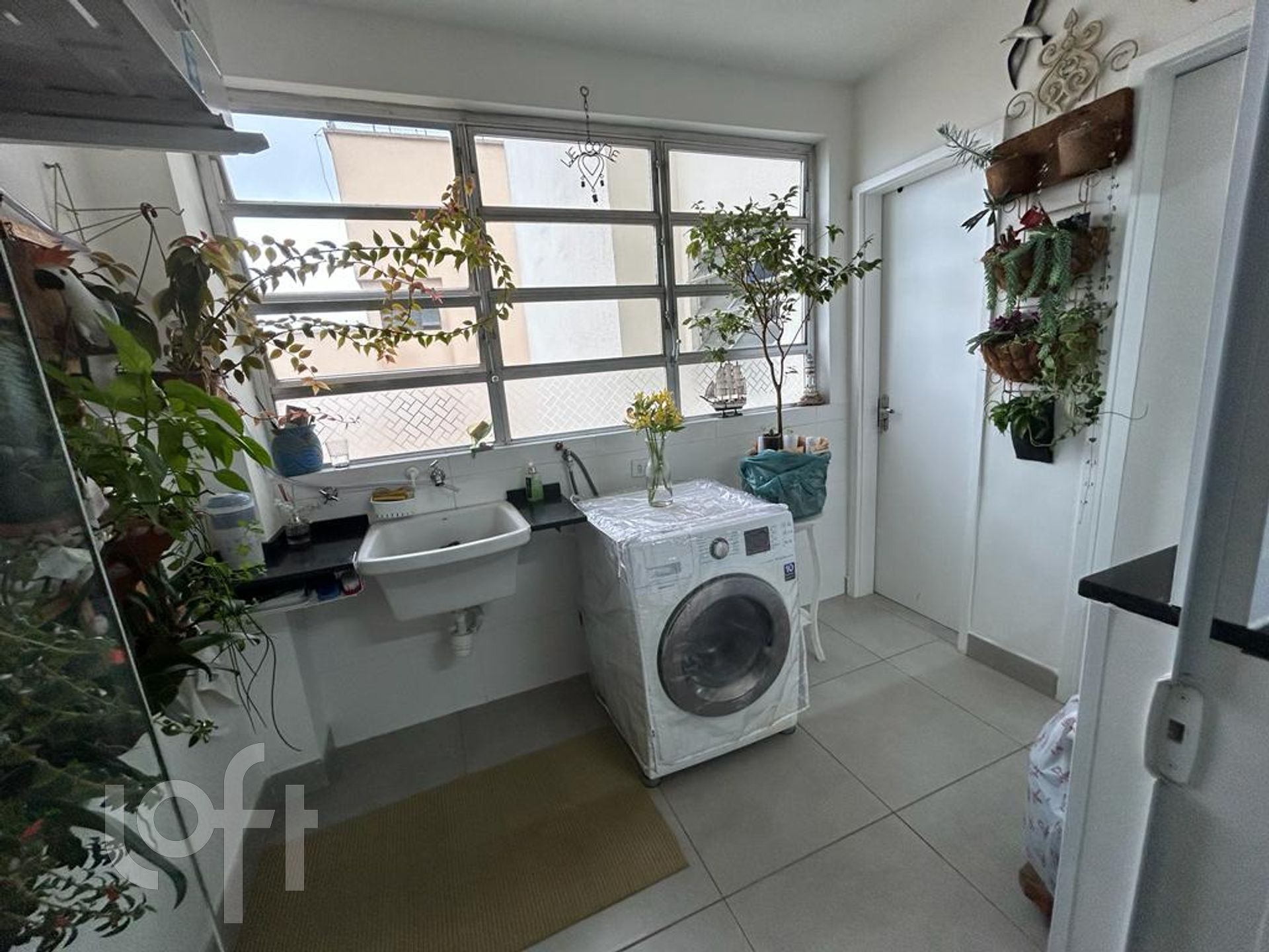 Apartamento à venda com 2 quartos, 107m² - Foto 11