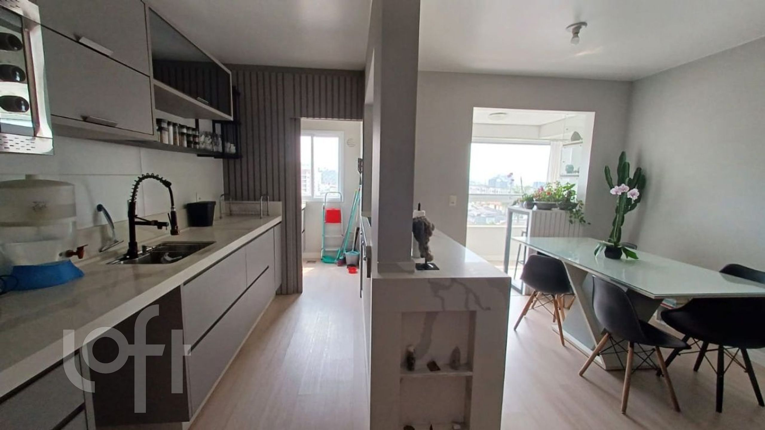 Apartamentos com 89m², 3 quartos, 1 suíte, 1 garagem, no bairro Universitario em Biguaçu