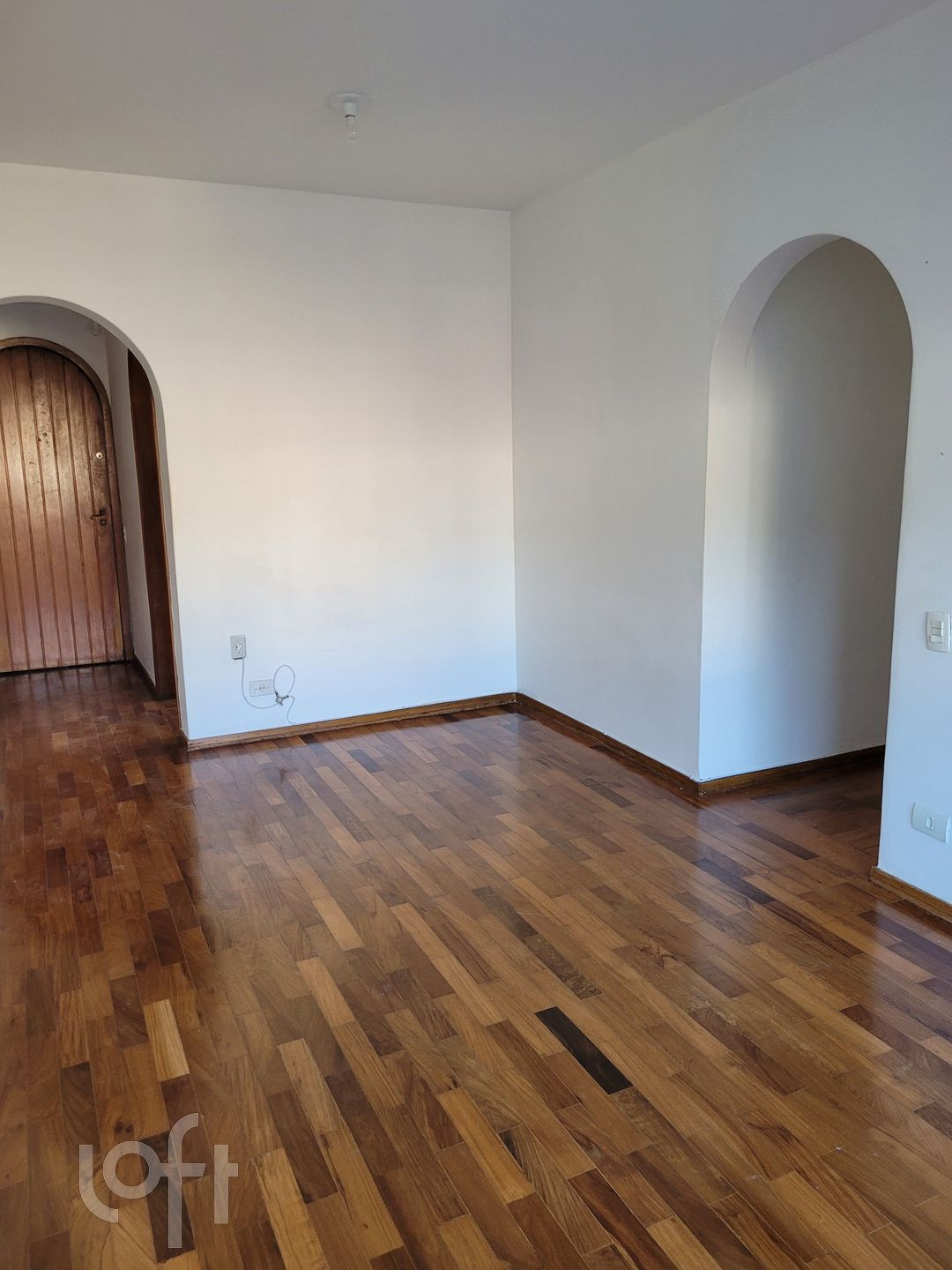 Apartamento à venda com 2 quartos, 72m² - Foto 2