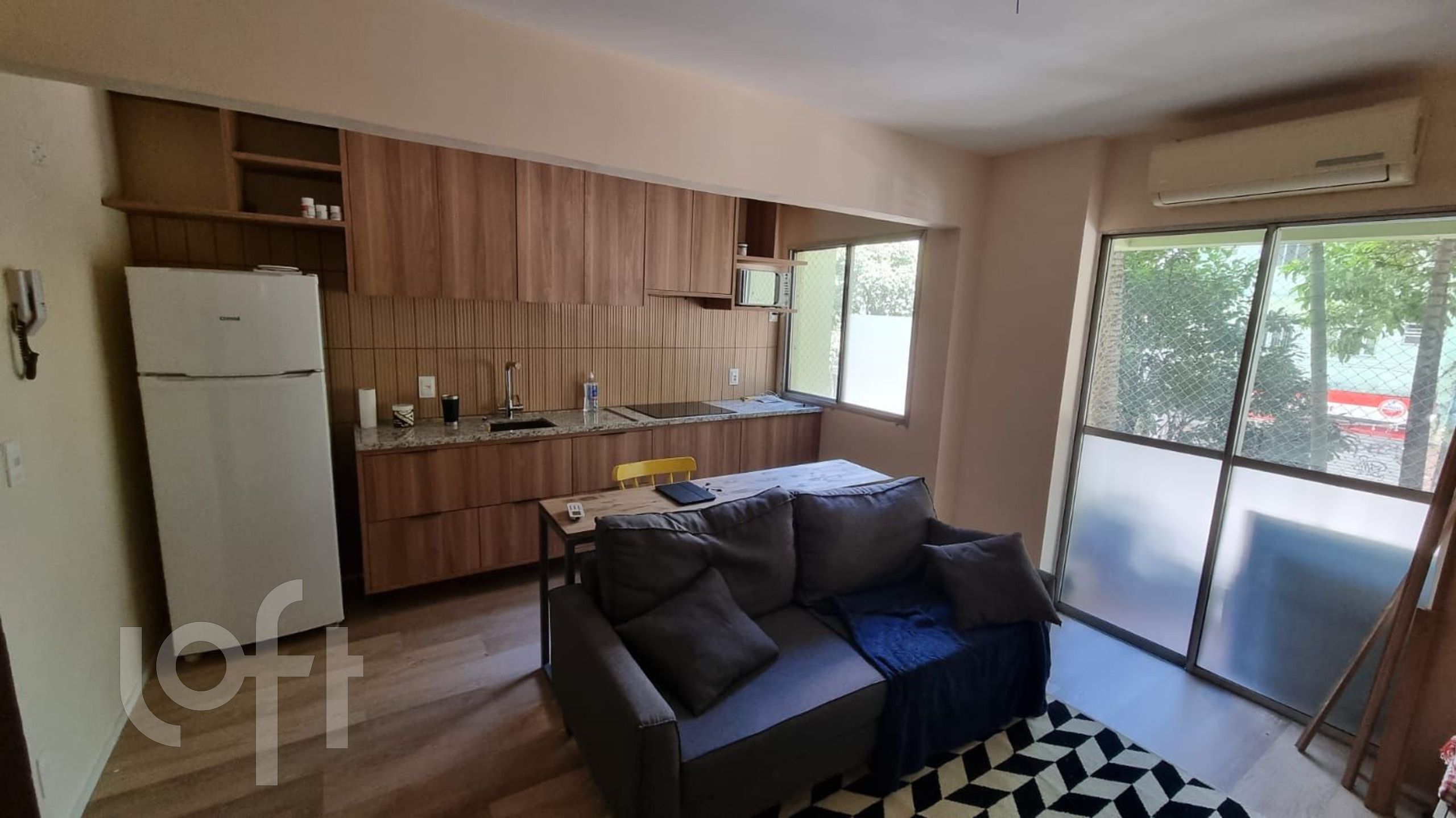 Apartamento à venda com 1 quarto, 39m² - Foto 2