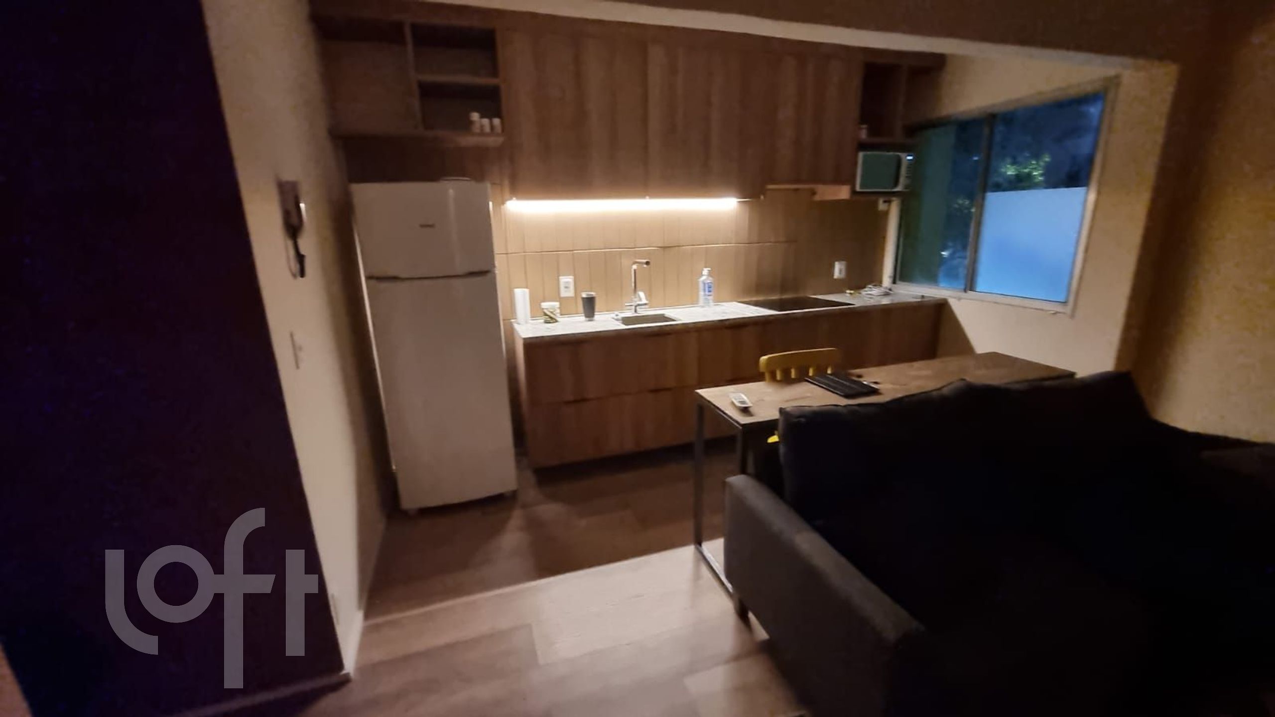 Apartamento à venda com 1 quarto, 39m² - Foto 8