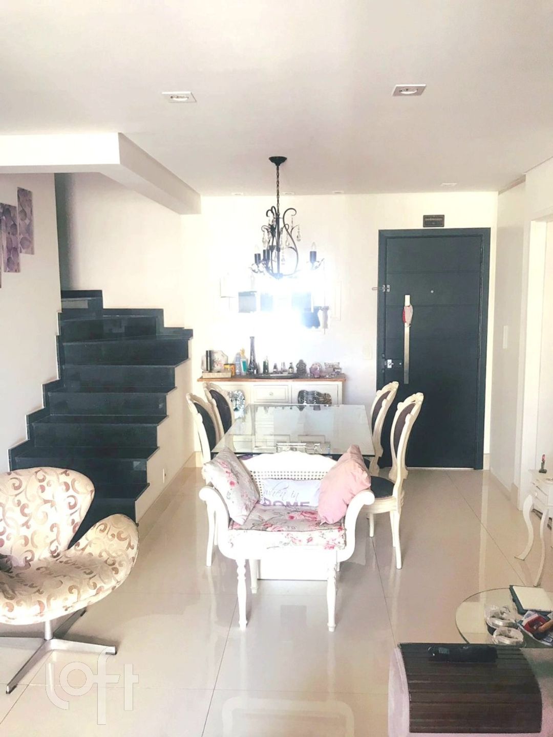 Apartamento à venda com 2 quartos, 103m² - Foto 2