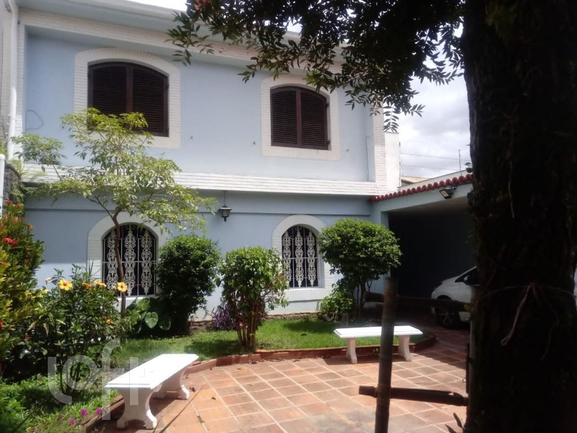 Casa à venda com 4 quartos, 550m² - Foto 2