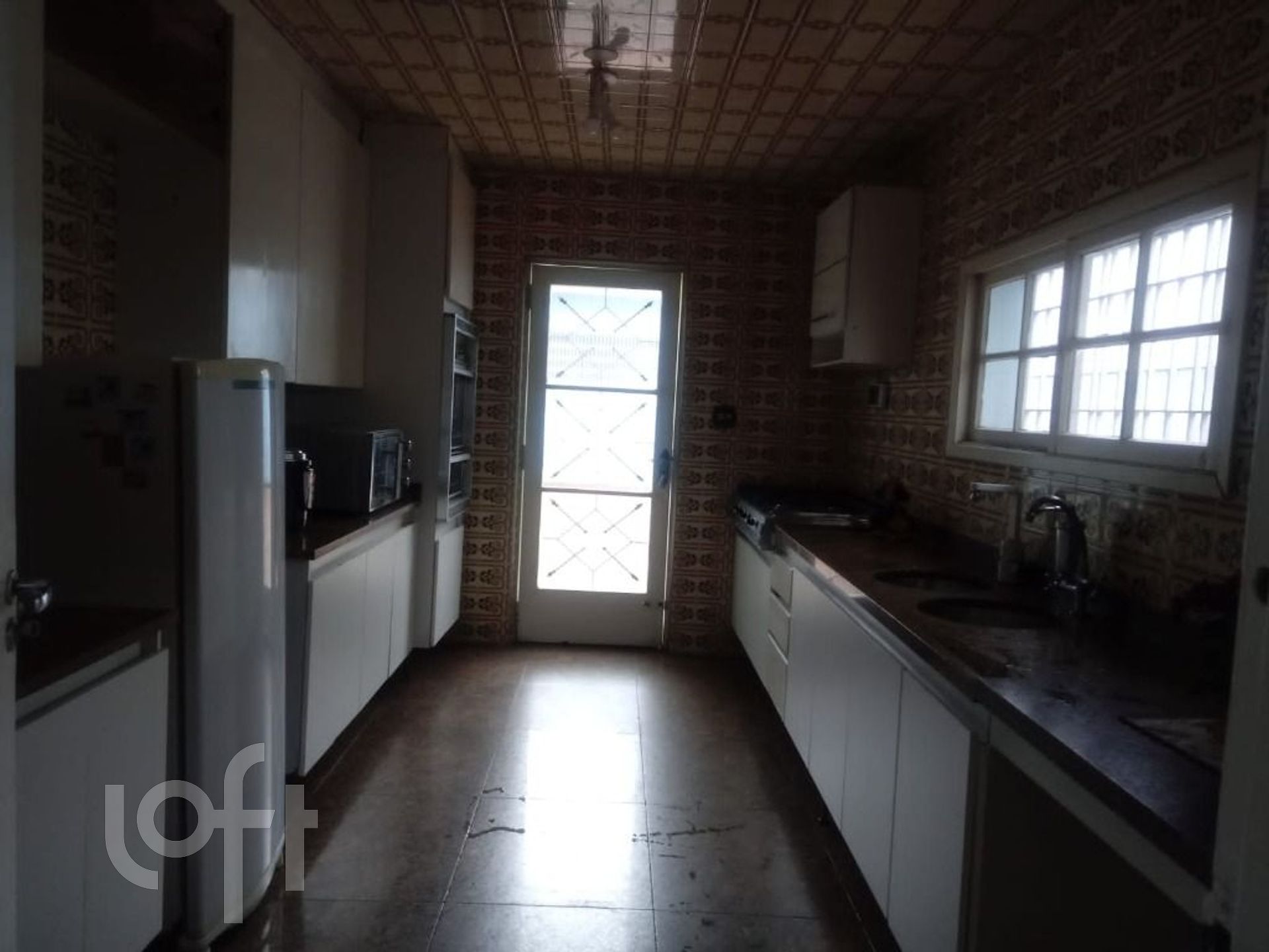 Casa à venda com 4 quartos, 550m² - Foto 12