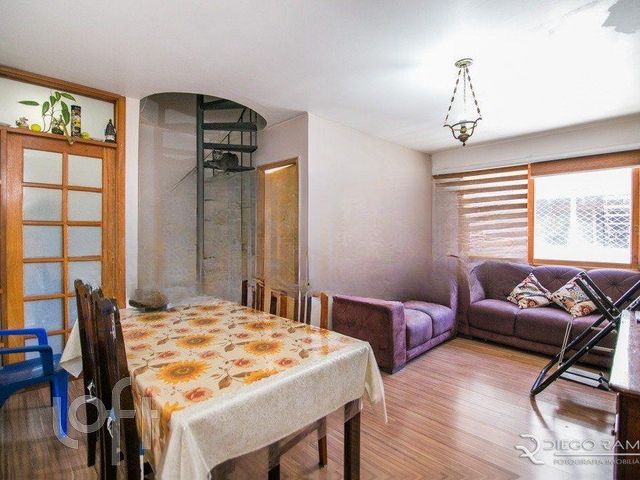 Apartamento com 124m², 3 dormitórios, Menino Deus em Porto Alegre