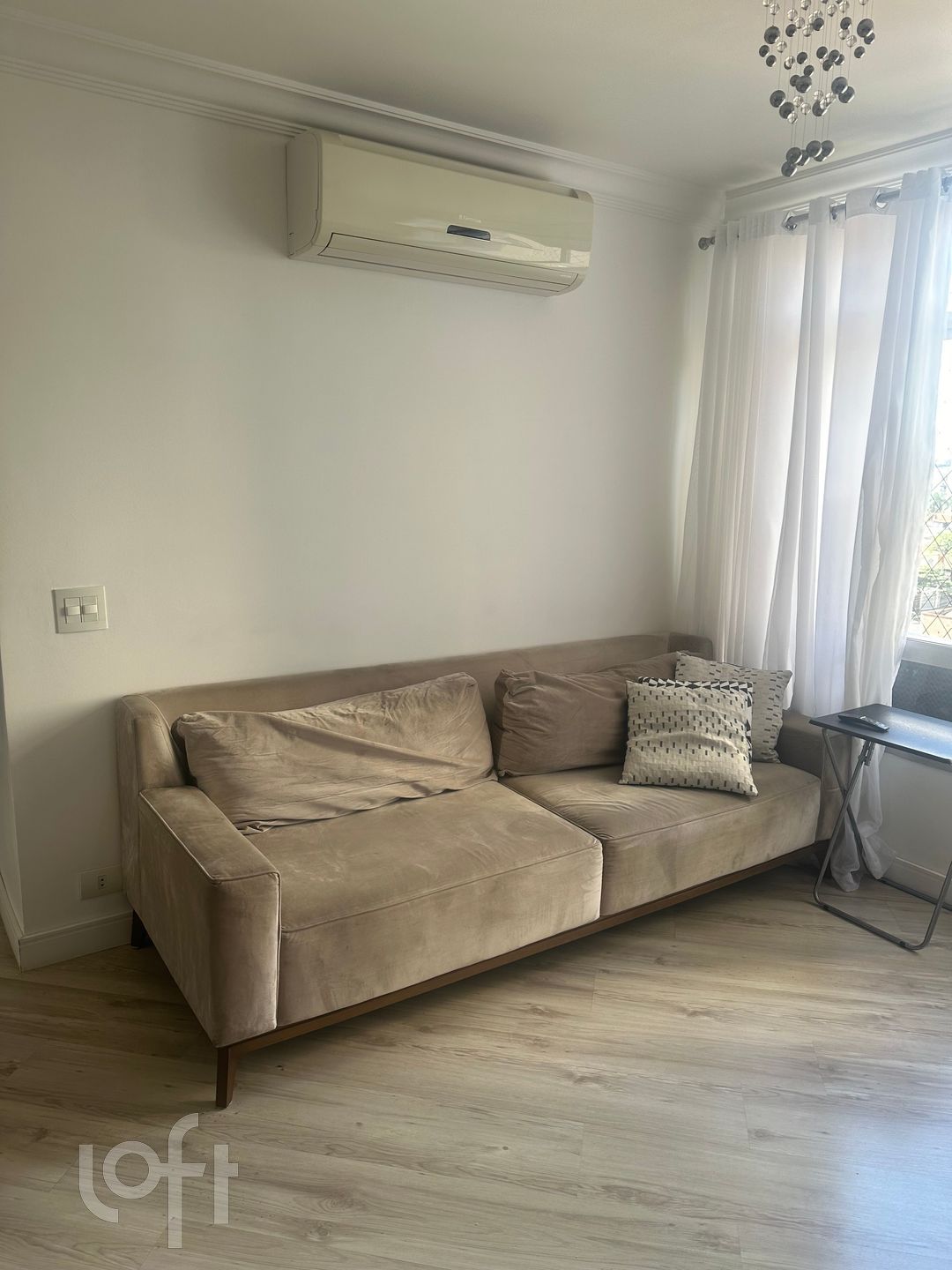 Apartamento à venda com 2 quartos, 60m² - Foto 2