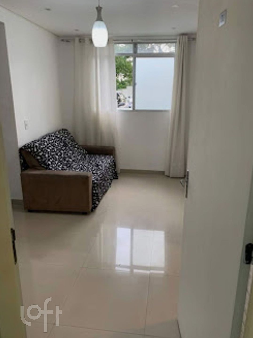 Apartamento à venda com 2 quartos, 45m² - Foto 1