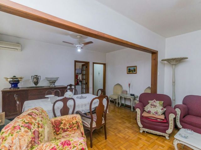 Apartamento com 102m², 3 dormitórios, Auxiliadora em Porto Alegre