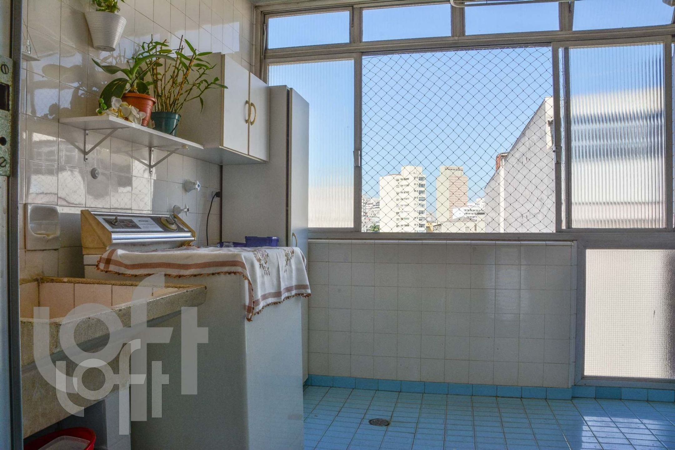 Apartamento à venda com 3 quartos, 193m² - Foto 8