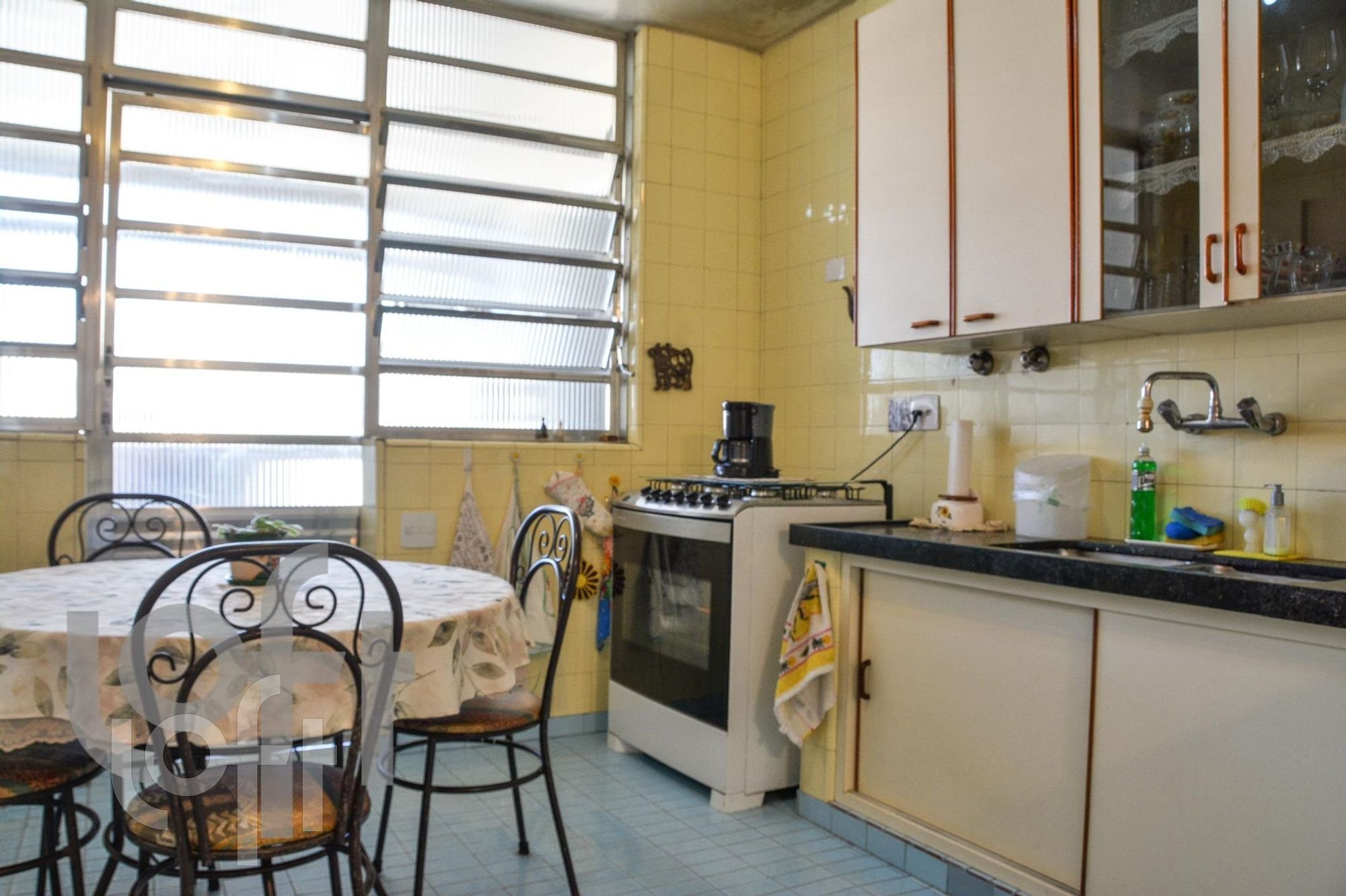 Apartamento à venda com 3 quartos, 193m² - Foto 13