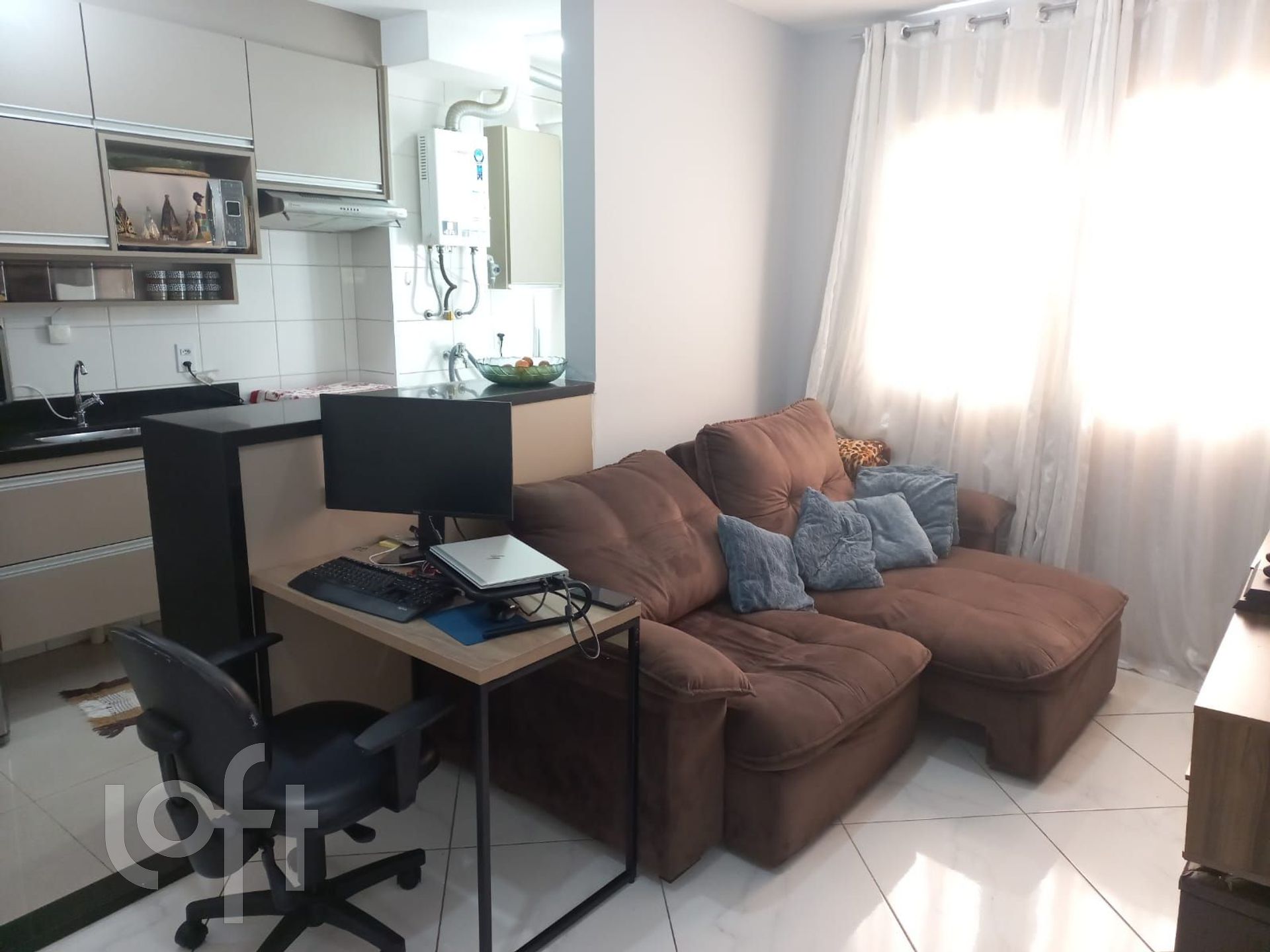 Apartamento à venda com 2 quartos, 44m² - Foto 3