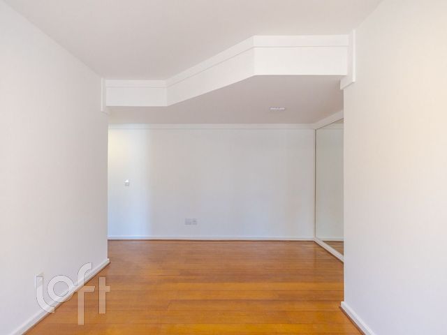 Apartamento com 81m², 2 dormitórios, 1 suíte, 1 vaga, Menino Deus em Porto Alegre