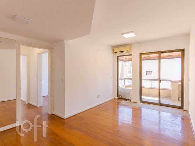 Apartamento com 81m², 2 dormitórios, 1 suíte, 1 vaga, Menino Deus em Porto Alegre