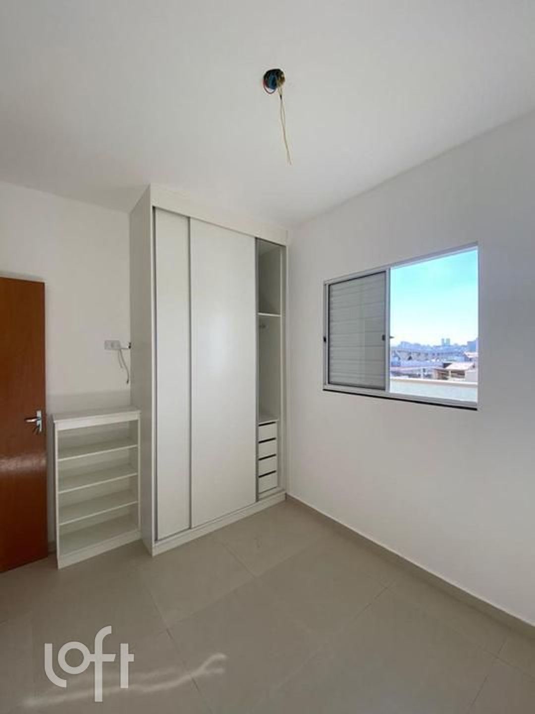 Apartamento à venda com 2 quartos, 45m² - Foto 1