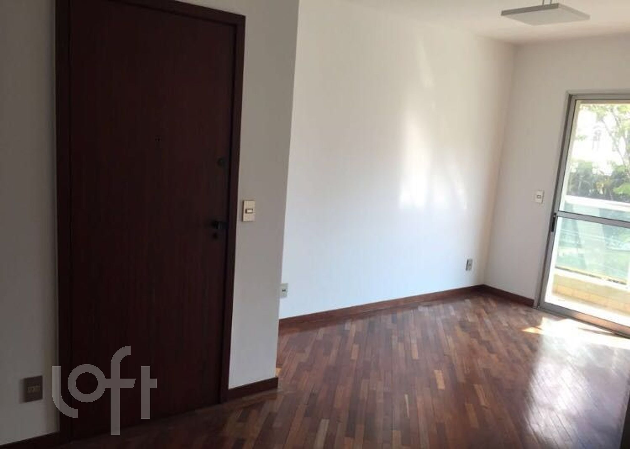 Apartamento à venda com 3 quartos, 95m² - Foto 2