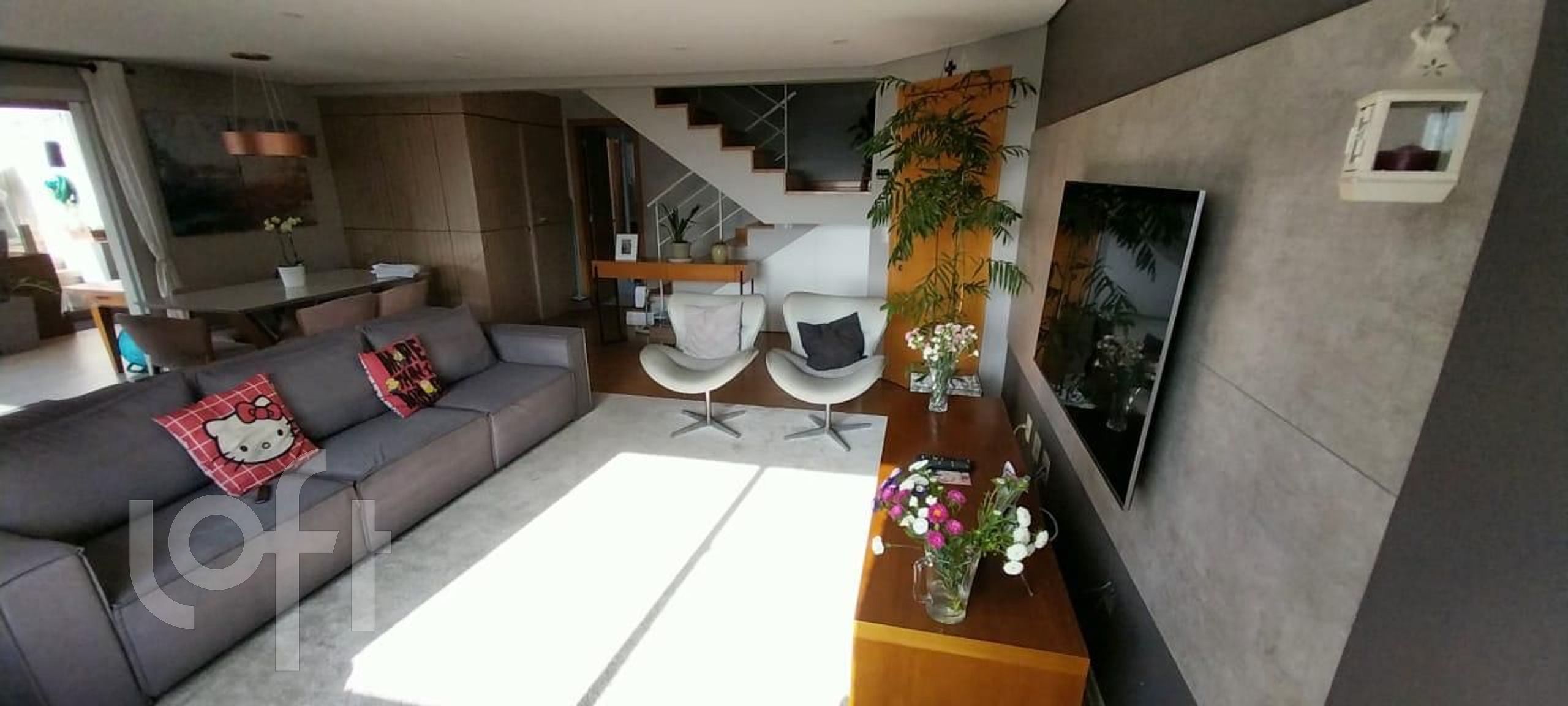 Apartamento à venda com 4 quartos, 205m² - Foto 1