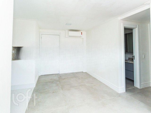 Apartamento com 56m², 2 dormitórios, 1 suíte, 1 vaga, Cristo Redentor em Porto Alegre