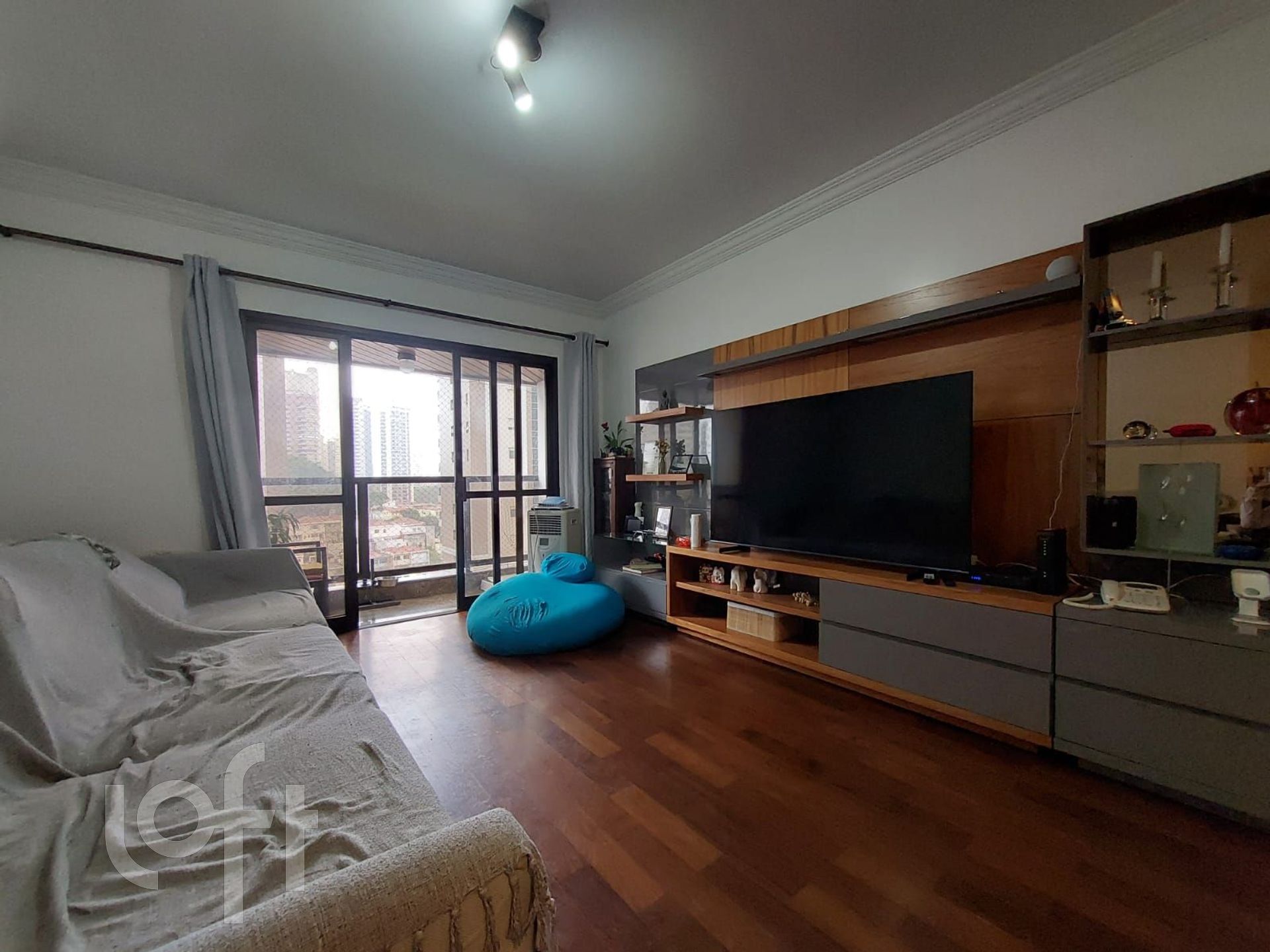 Apartamento à venda com 3 quartos, 127m² - Foto 1