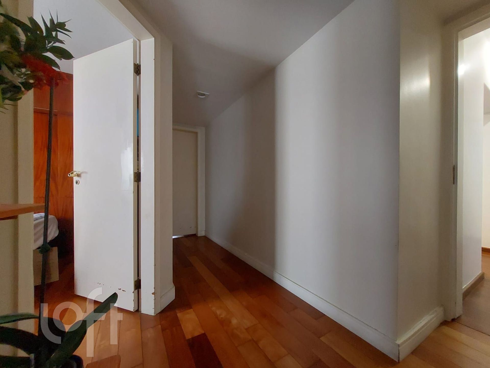 Apartamento à venda com 3 quartos, 127m² - Foto 13