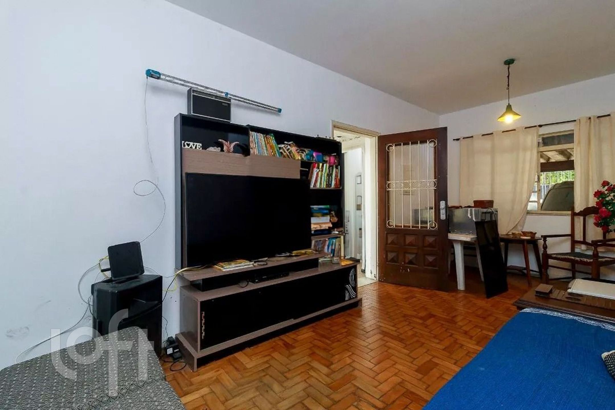 Casa à venda com 2 quartos, 250m² - Foto 3