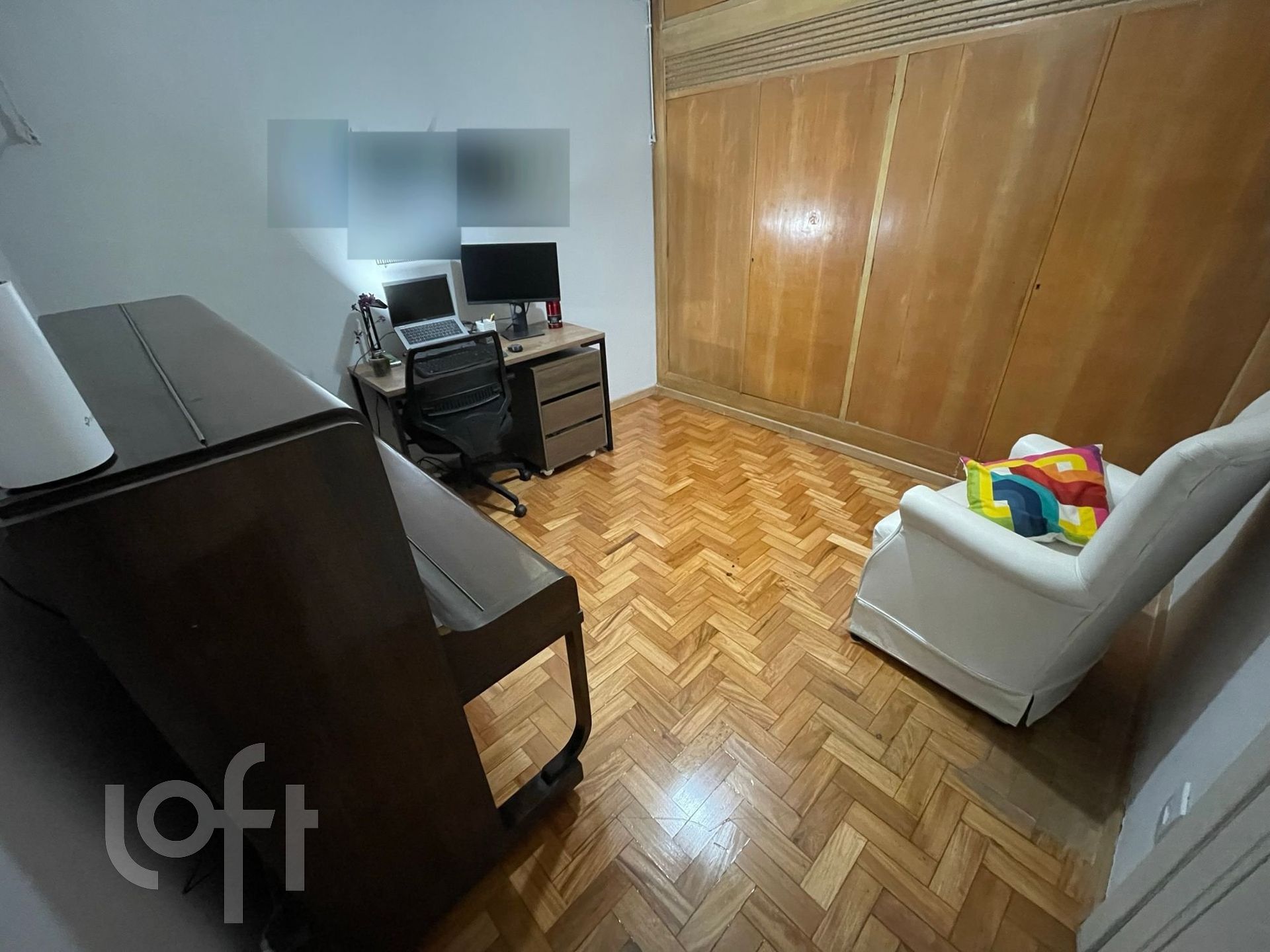 Apartamento à venda com 4 quartos, 229m² - Foto 2