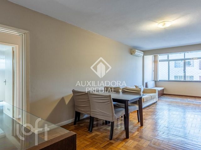 Apartamento com 90m², 2 dormitórios, 1 vaga, Auxiliadora em Porto Alegre