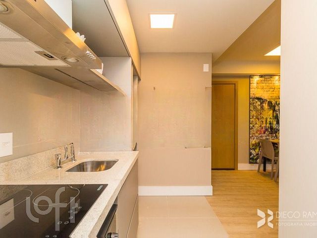 Apartamento com 60m², 2 dormitórios, 1 suíte, 1 vaga, Santana em Porto Alegre