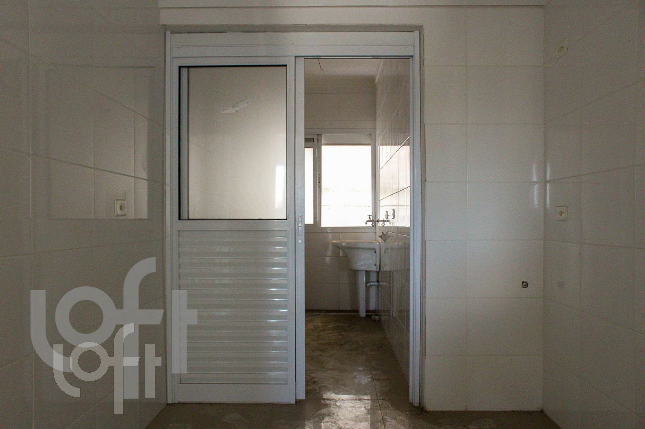 Apartamento à venda com 3 quartos, 97m² - Foto 15