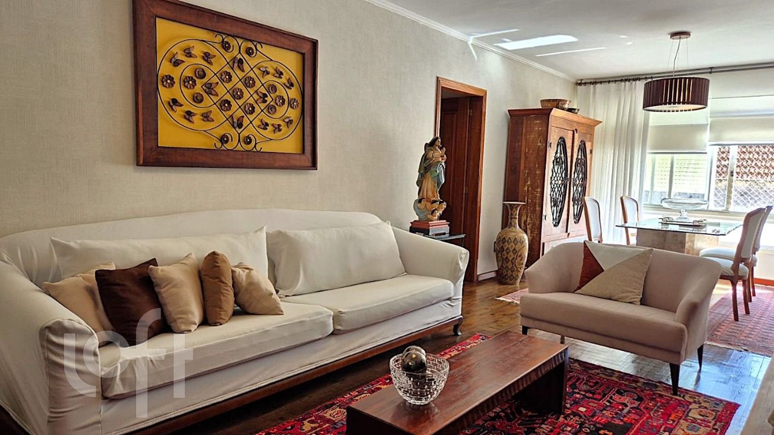 Apartamento com 112m², 3 dormitórios, 1 suíte, 2 vagas, Petrópolis em Porto Alegre