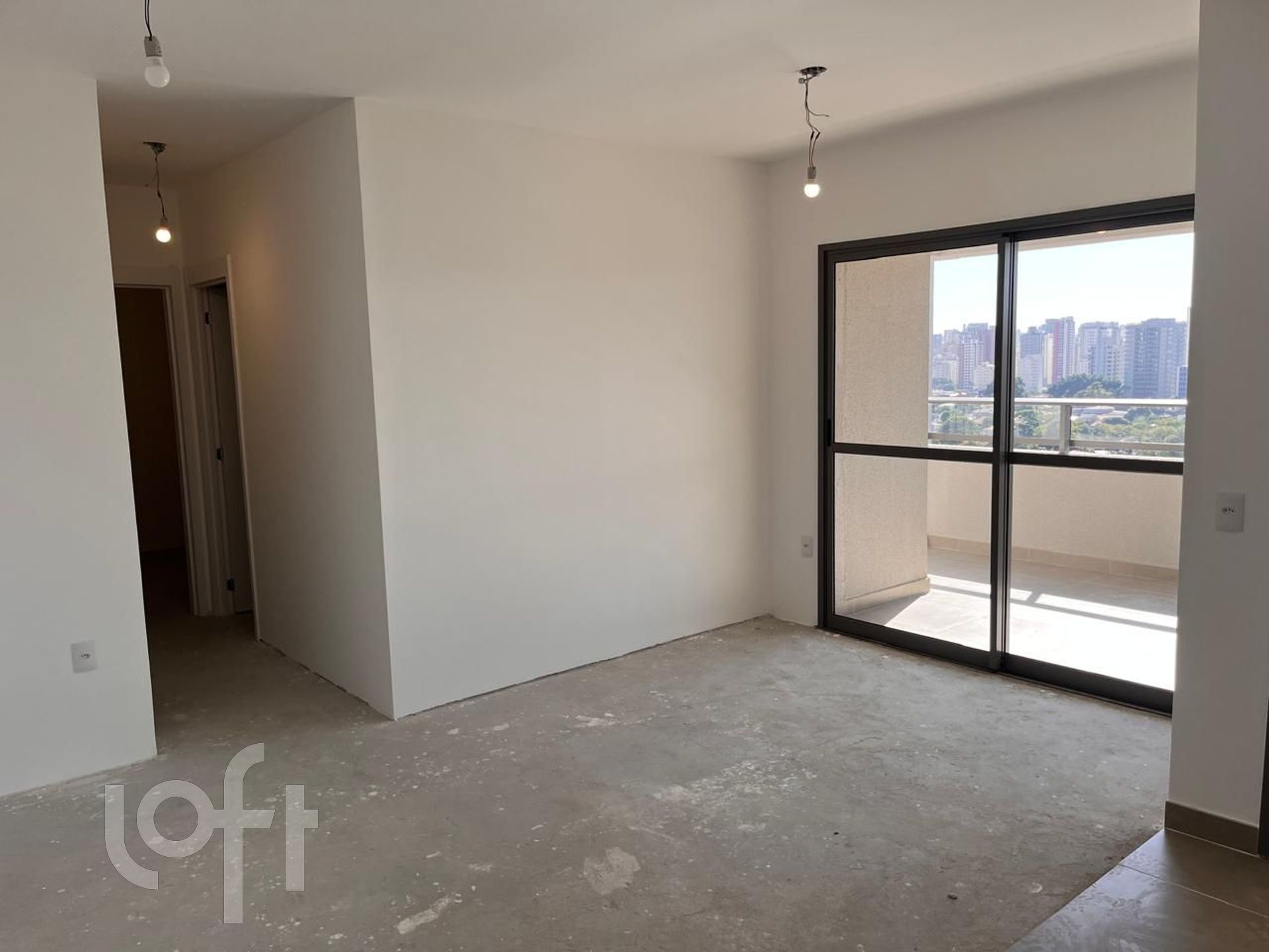 Apartamento à venda com 2 quartos, 69m² - Foto 1