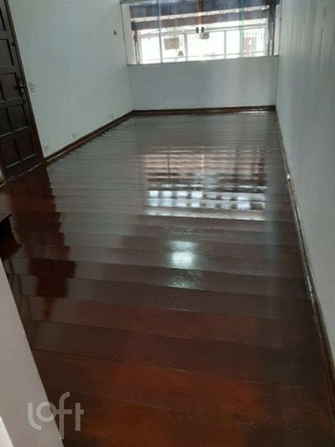 Casa à venda com 3 quartos, 150m² - Foto 1