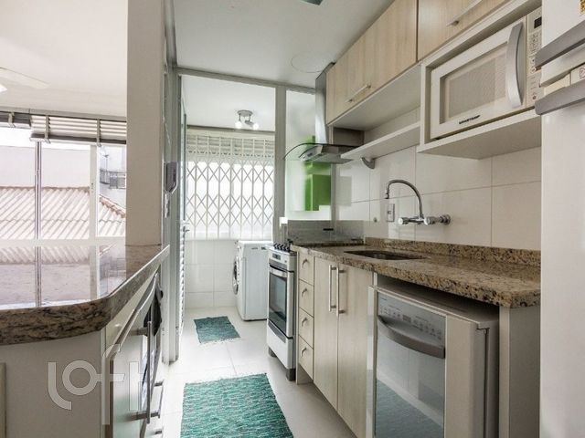 Apartamento com 43m², 1 dormitório, 1 vaga, Santa Cecília em Porto Alegre