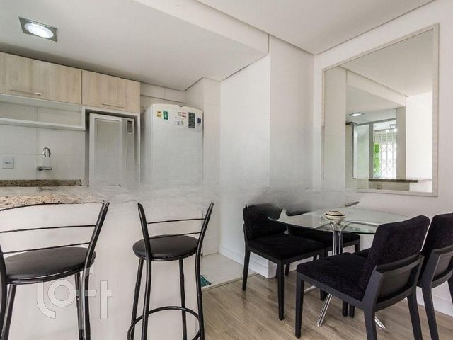 Apartamento com 43m², 1 dormitório, 1 vaga, Santa Cecília em Porto Alegre