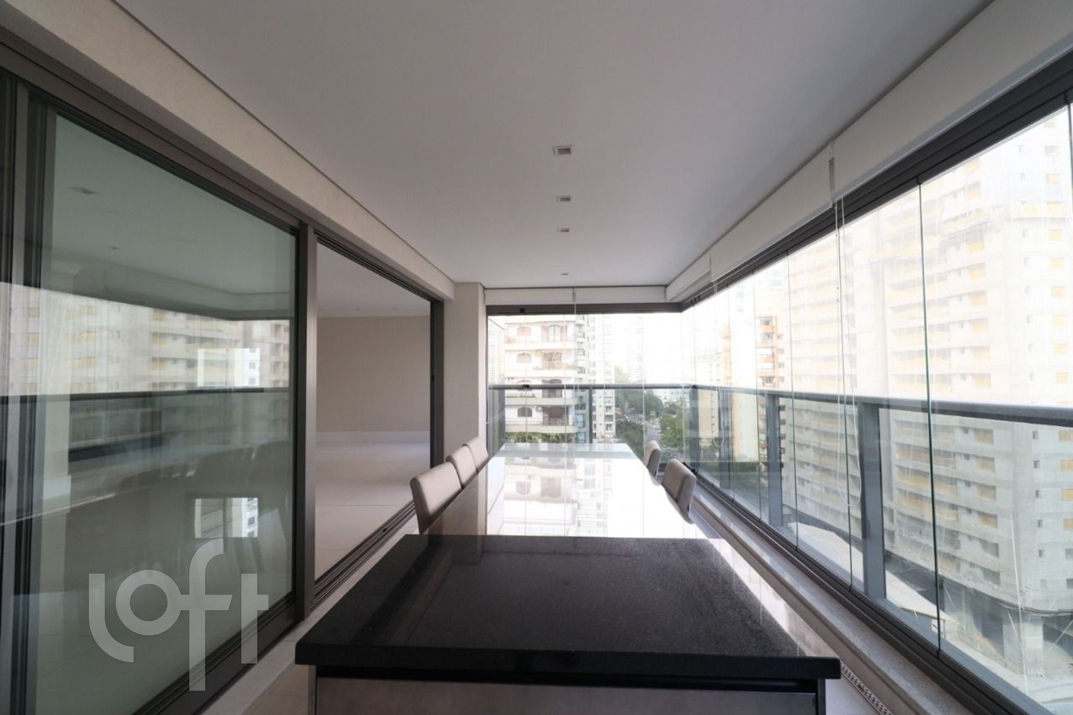 Apartamento à venda com 3 quartos, 193m² - Foto 7