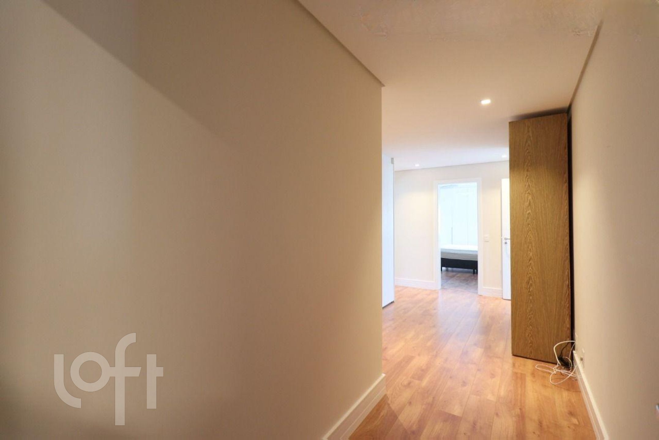 Apartamento à venda com 3 quartos, 193m² - Foto 32