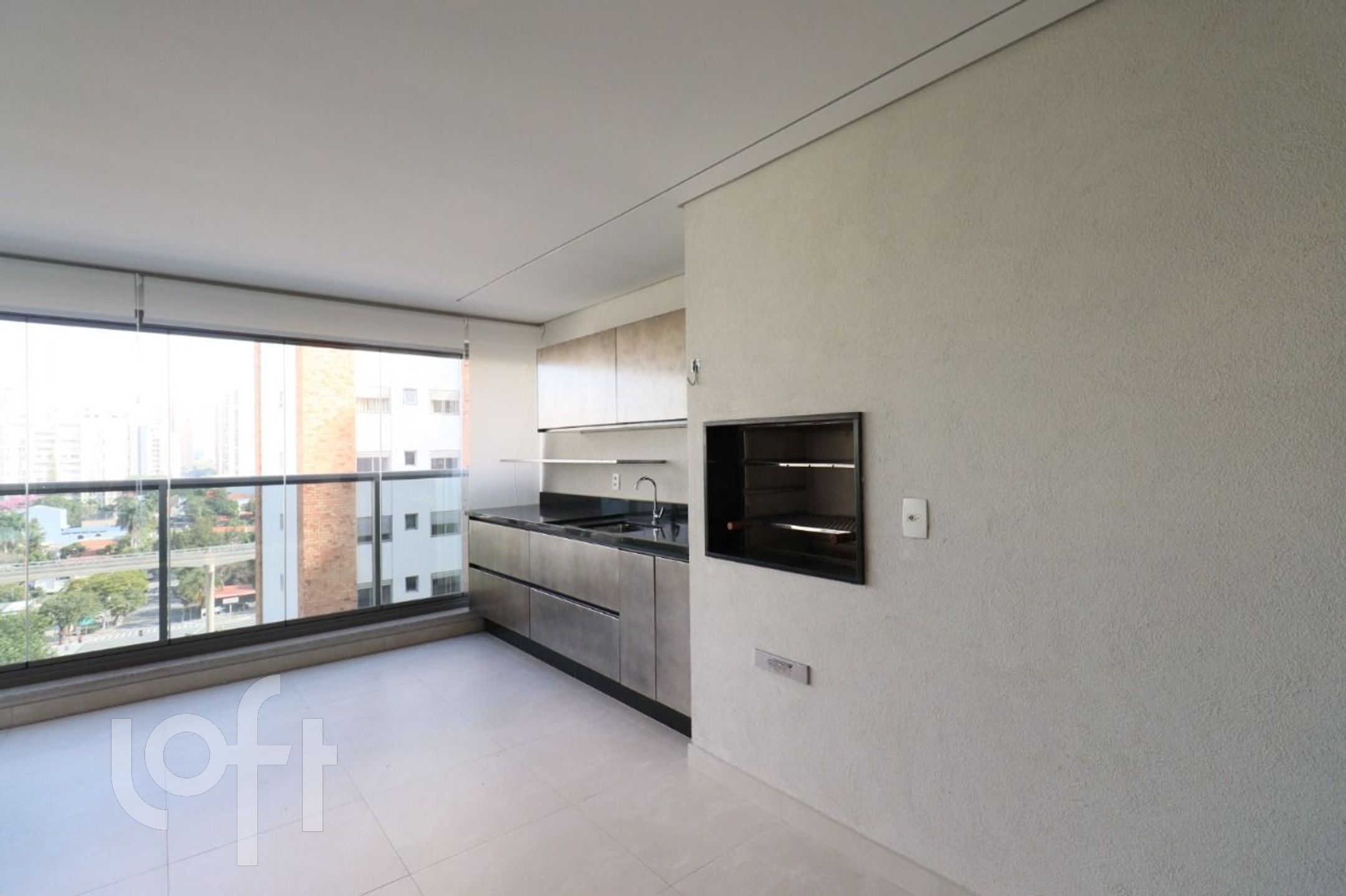 Apartamento à venda com 3 quartos, 193m² - Foto 4