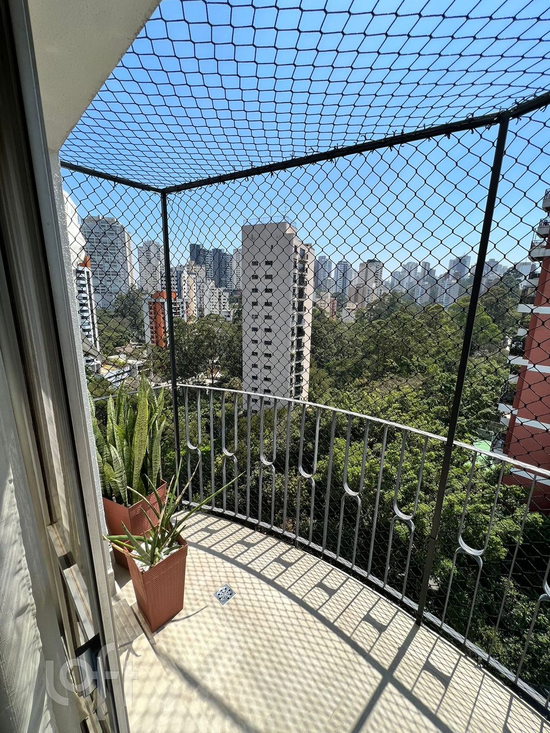 Apartamento à venda com 4 quartos, 220m² - Foto 7