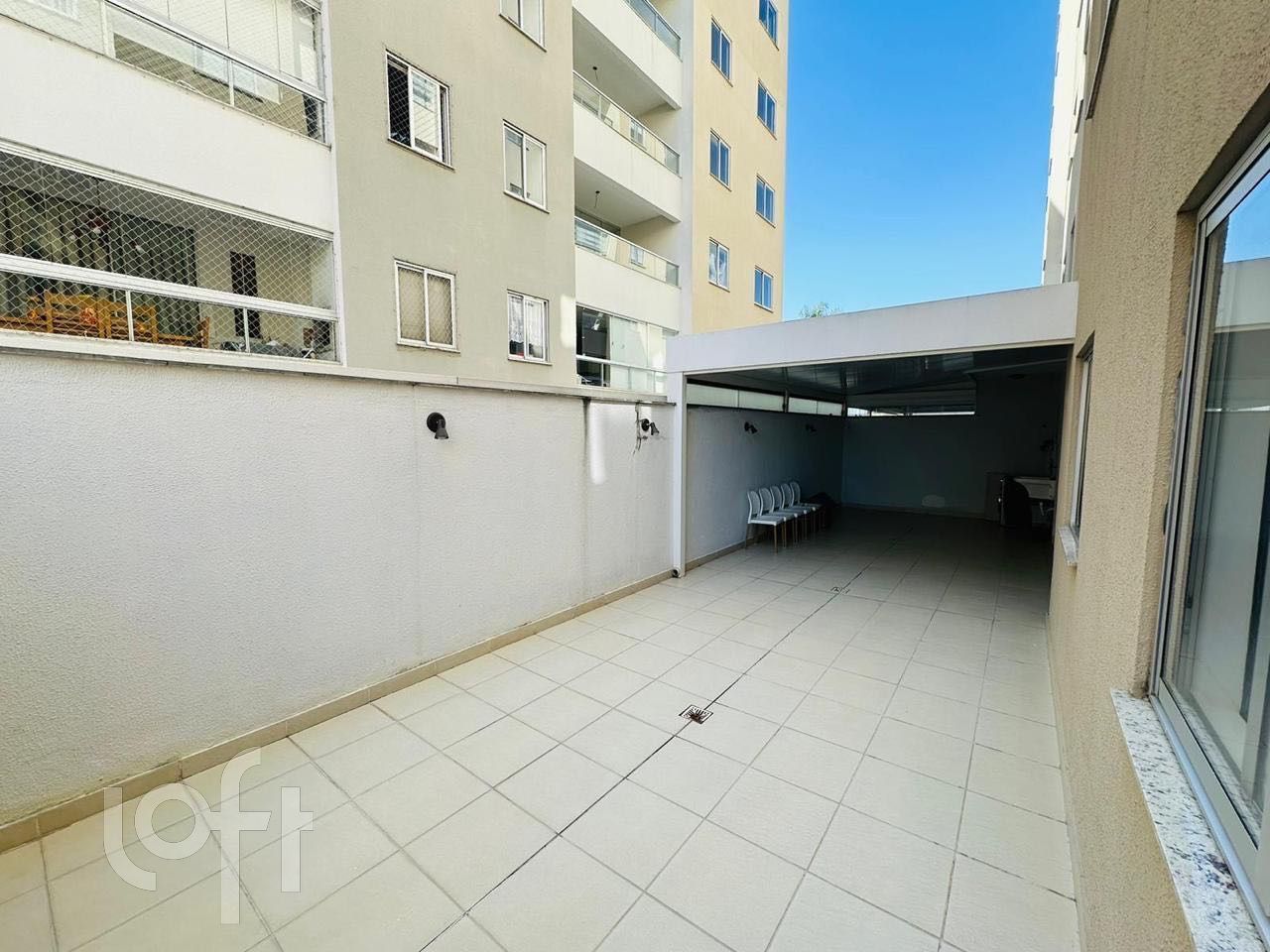 Apartamento à venda com 3 quartos, 119m² - Foto 4