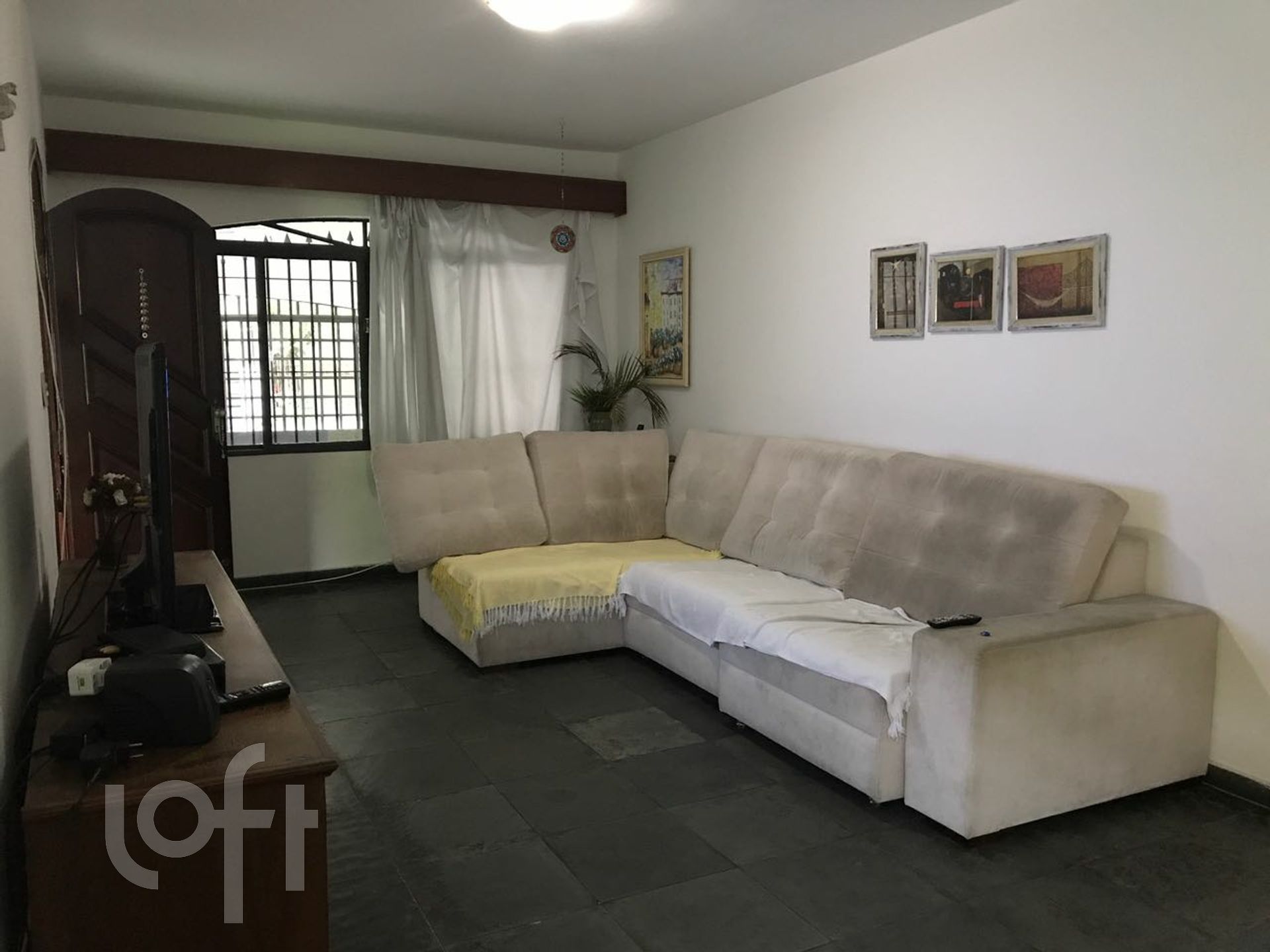 Casa à venda com 3 quartos, 180m² - Foto 1