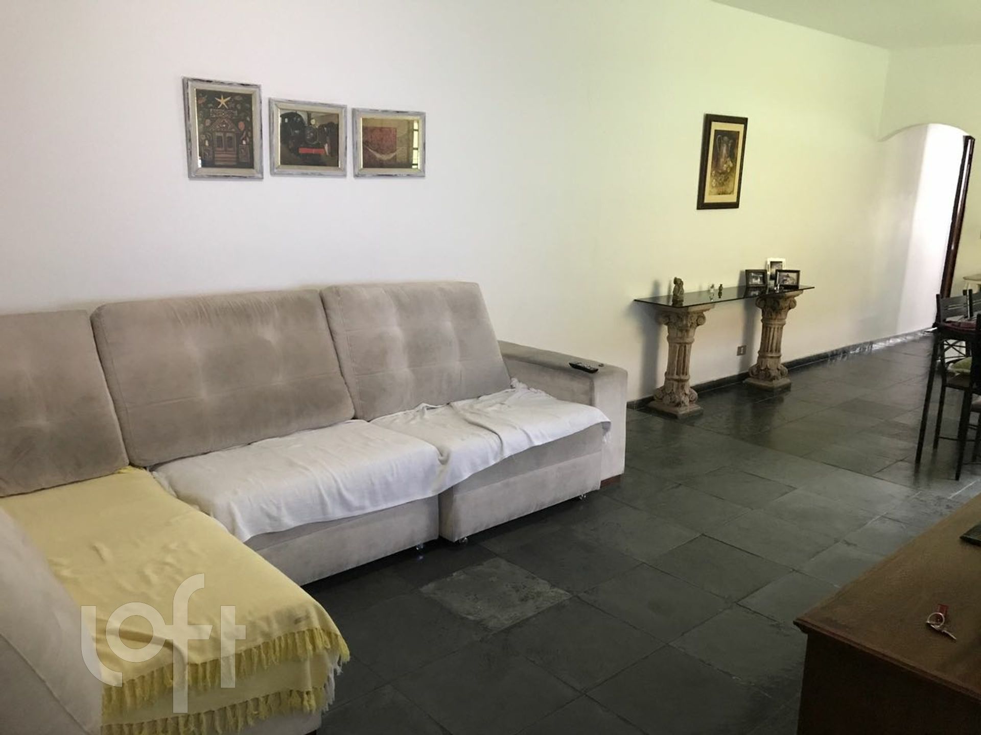 Casa à venda com 3 quartos, 180m² - Foto 2