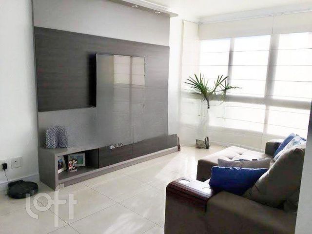 Apartamento com 100m², 3 dormitórios, 1 suíte, 2 vagas, Higienópolis em Porto Alegre