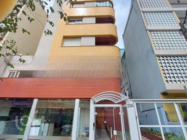 Apartamento com 88m², 3 dormitórios, 1 suíte, 2 vagas, Rio Branco em Porto Alegre