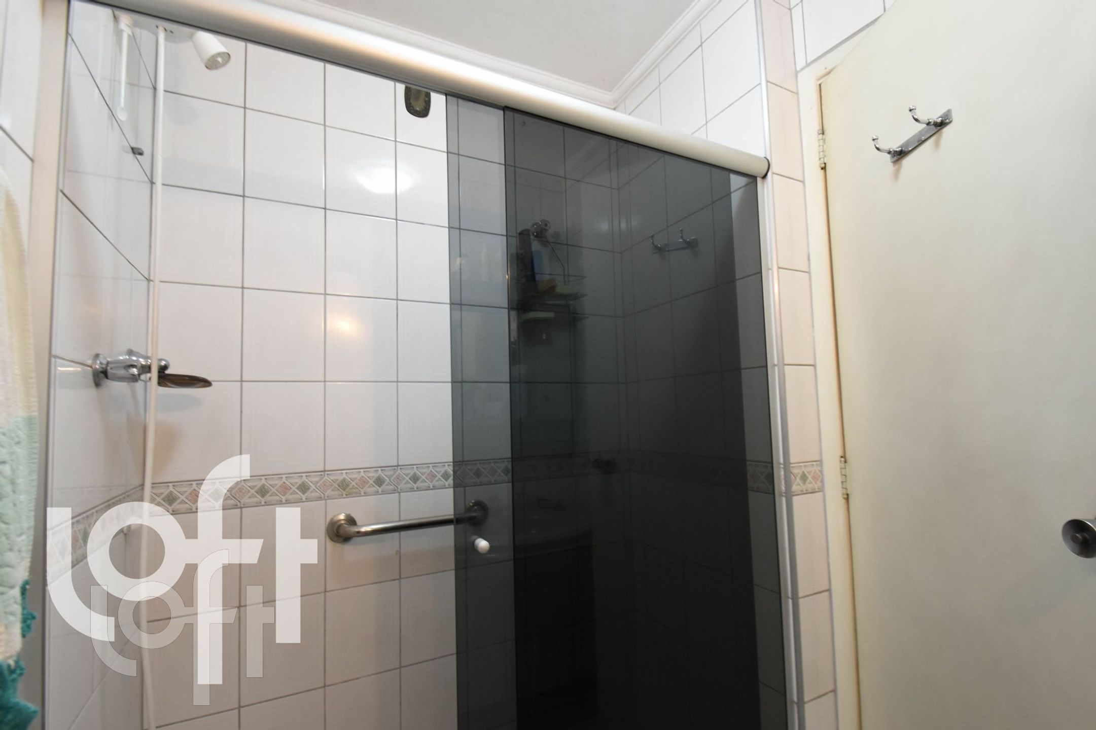 Apartamento à venda com 3 quartos, 130m² - Foto 4