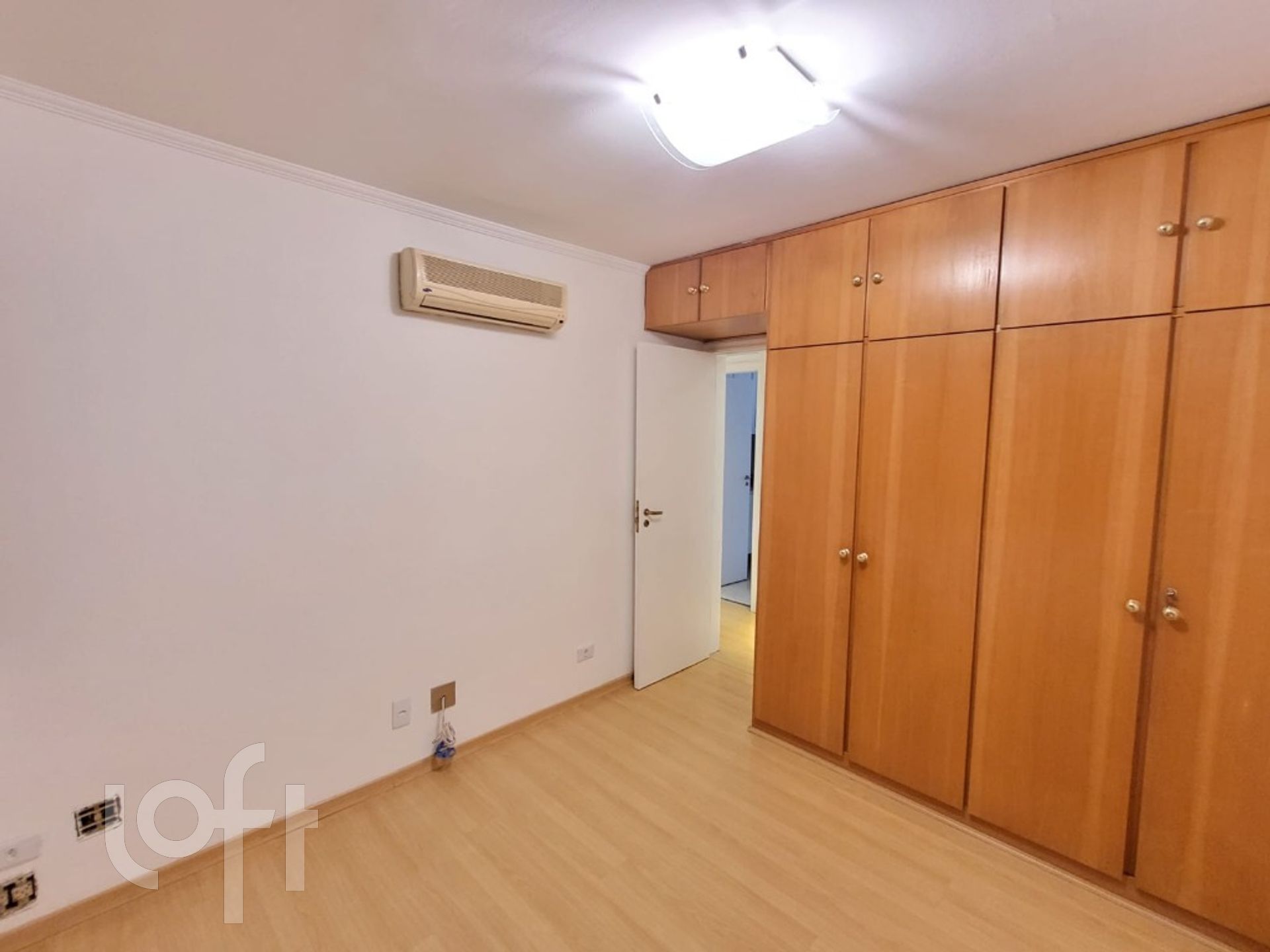 Apartamento à venda com 4 quartos, 143m² - Foto 10