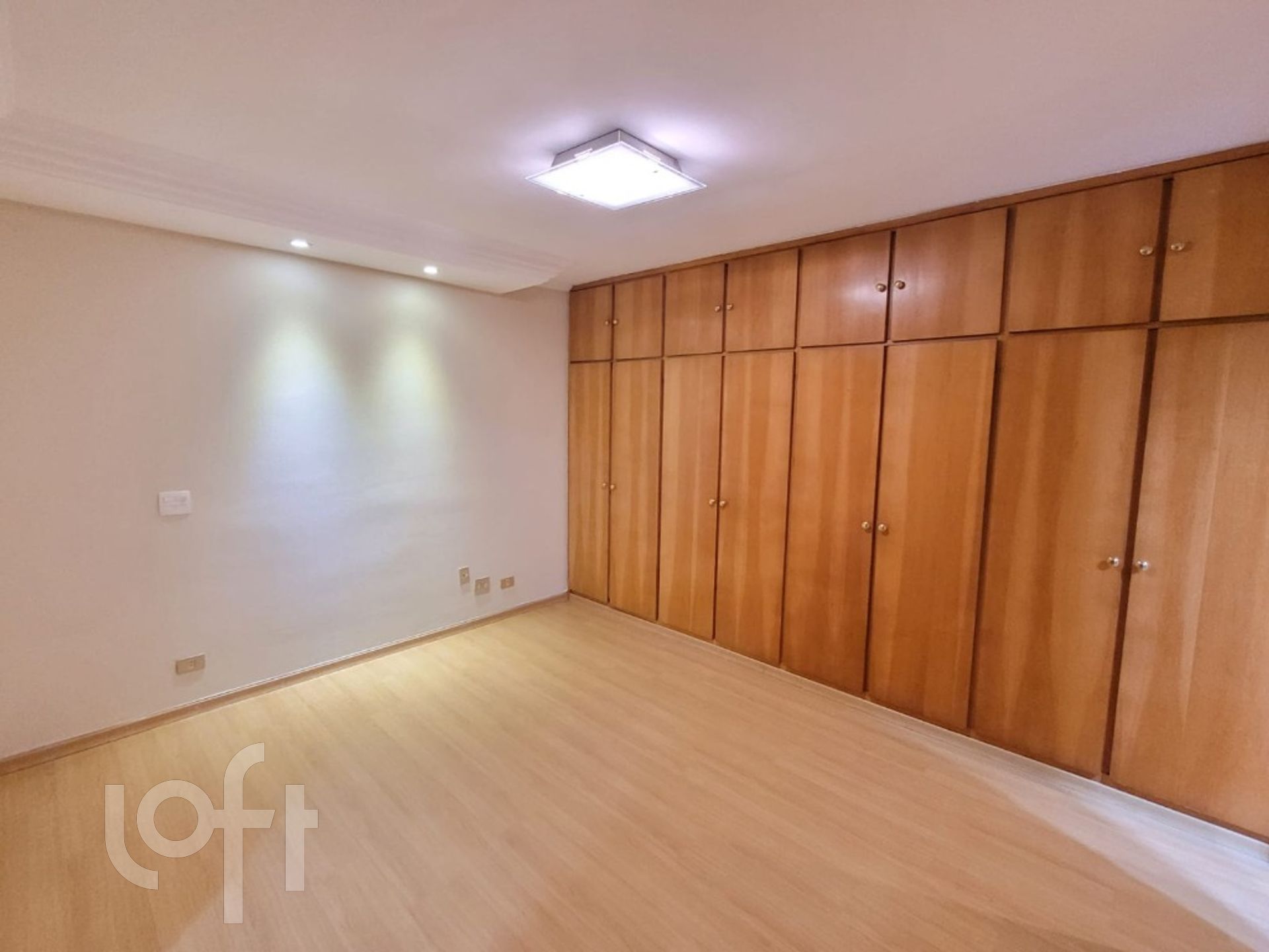 Apartamento à venda com 4 quartos, 143m² - Foto 19